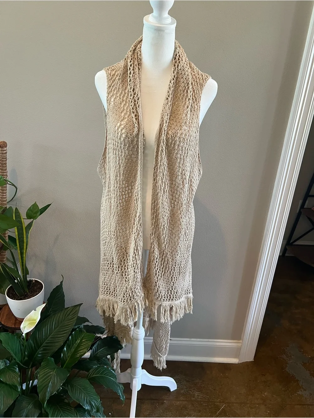 Open-Knit Fringe Crochet Vest in Beige women Large boutique